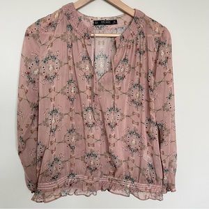 ZARA WOMEN'S SHEER FLORAL LONG SLEEVE STYLE TOP SIZE XS-BEIGE PINK